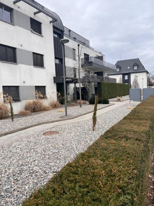 Appartement Red Jardin Tres Calme Saint-Louis  Buitenkant foto