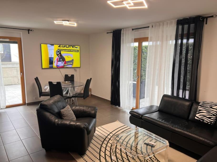 Appartement Red Jardin Tres Calme Saint-Louis  Buitenkant foto